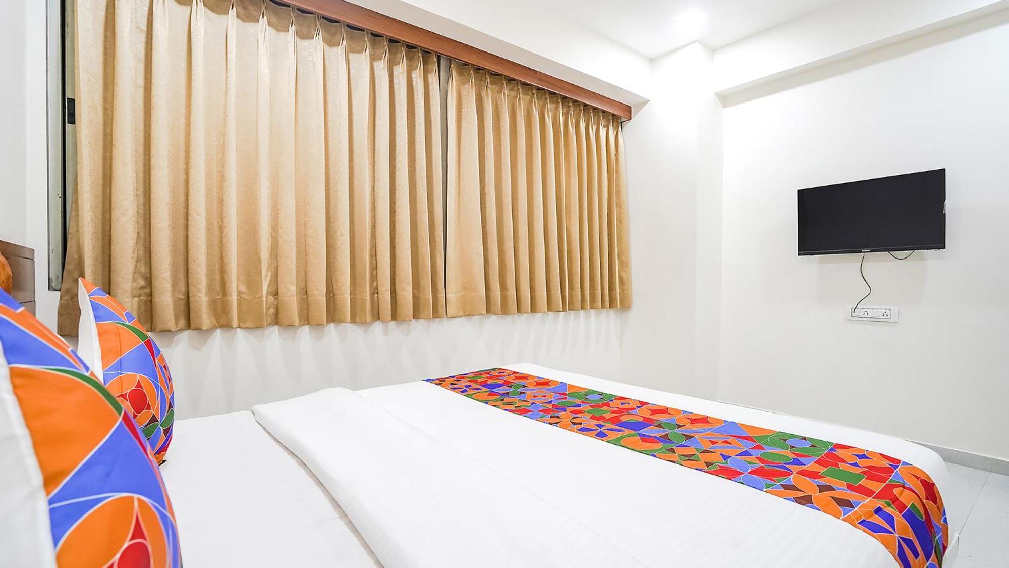 Fabhotel Vishala In Ahmedabad Exterior foto